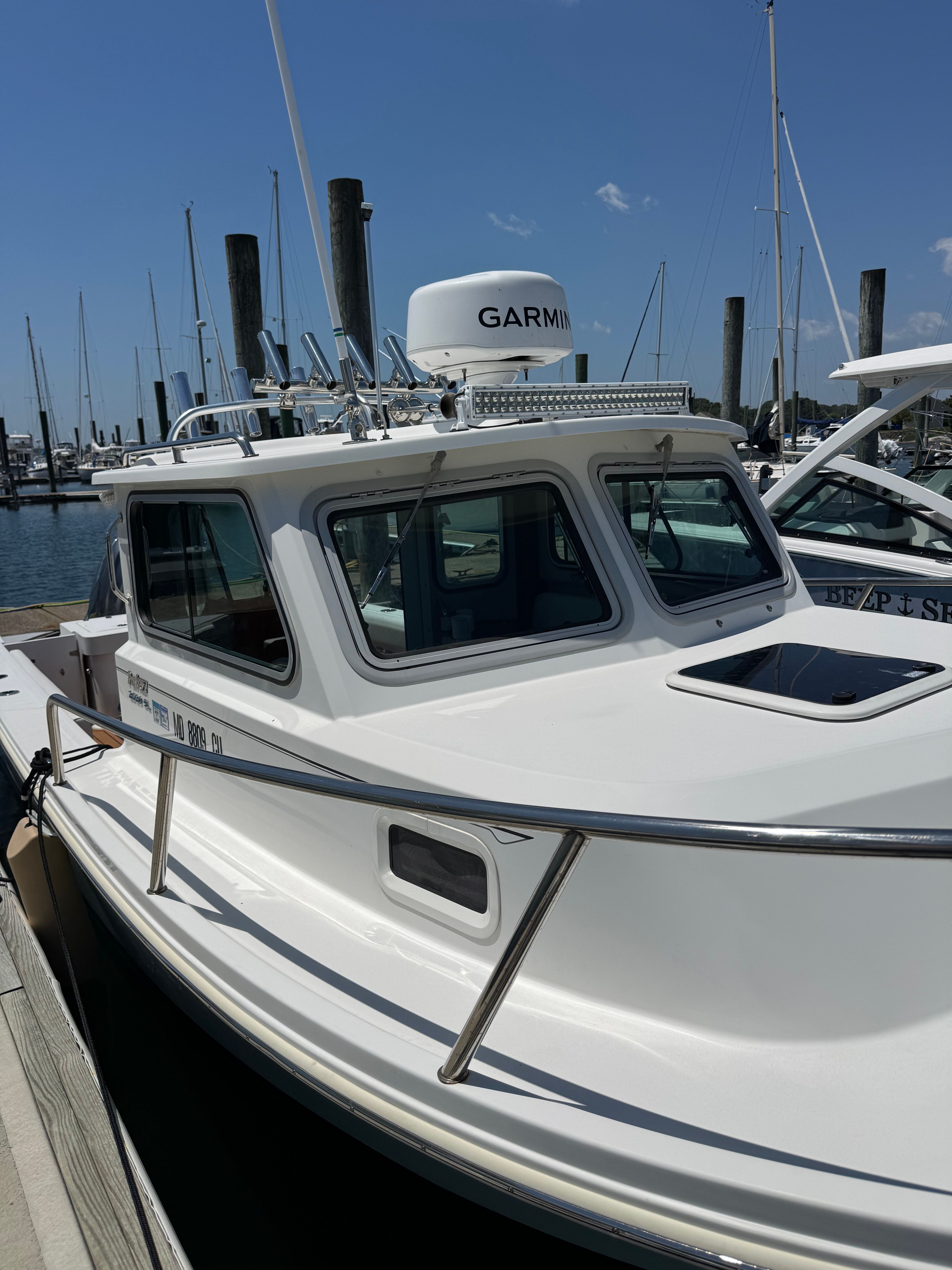 2021 Parker 2320 Sport Cabin - 3