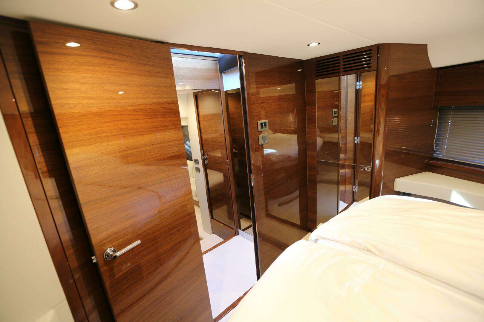2024 Princess Princess F45 - Image 30