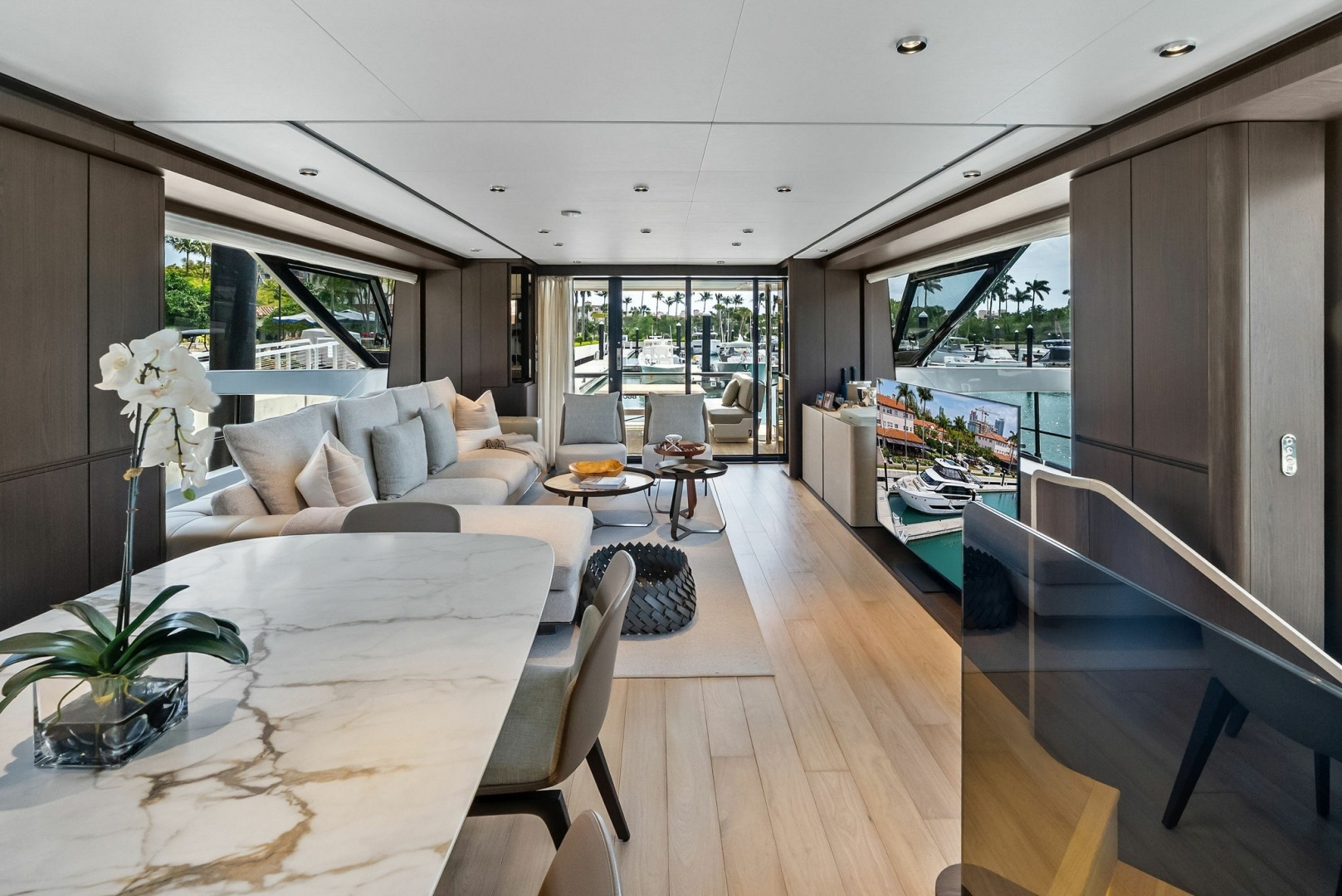 2023 Ferretti Yachts 860 - Image 41