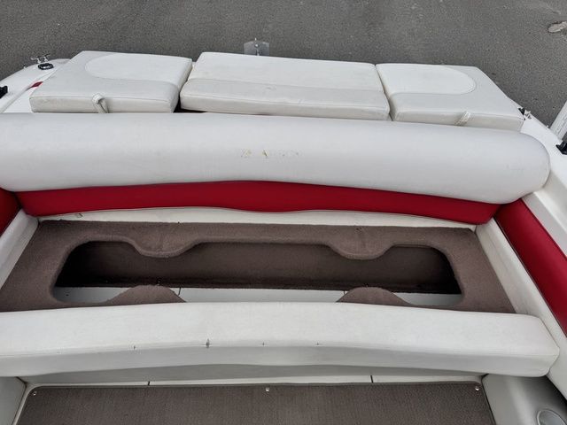 2004 Larson SEI 180 BOWRIDER 135HP W/Trailer - 20