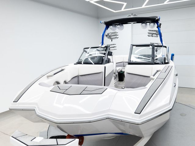 2021 Supra SA 550 - 21