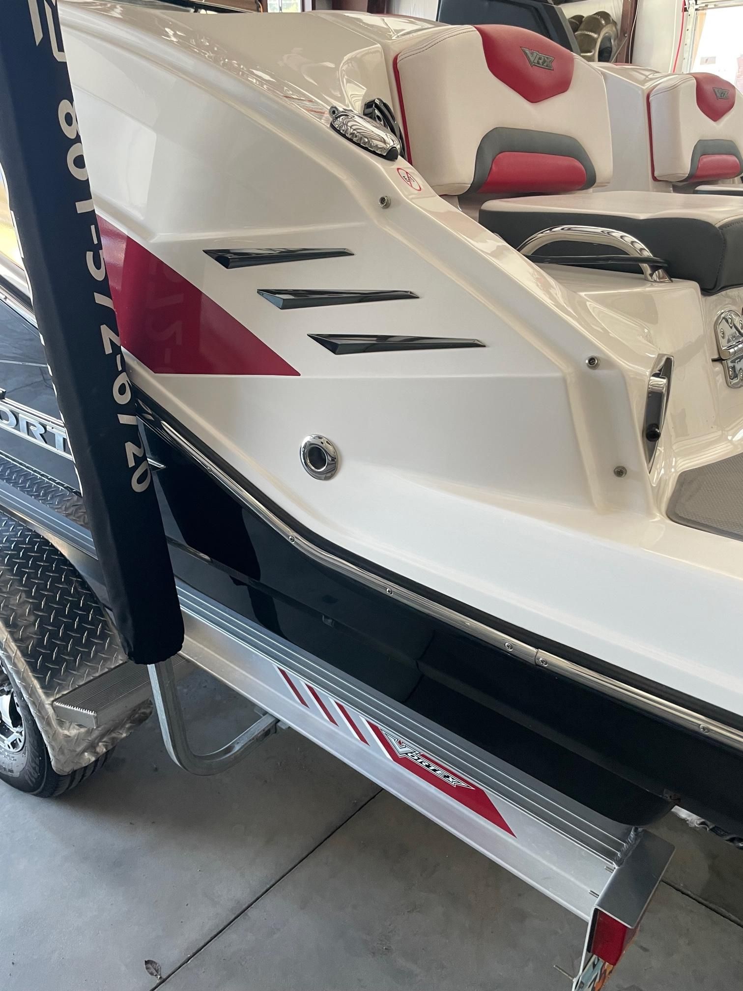 2019 Chaparral VRX2430 - 23
