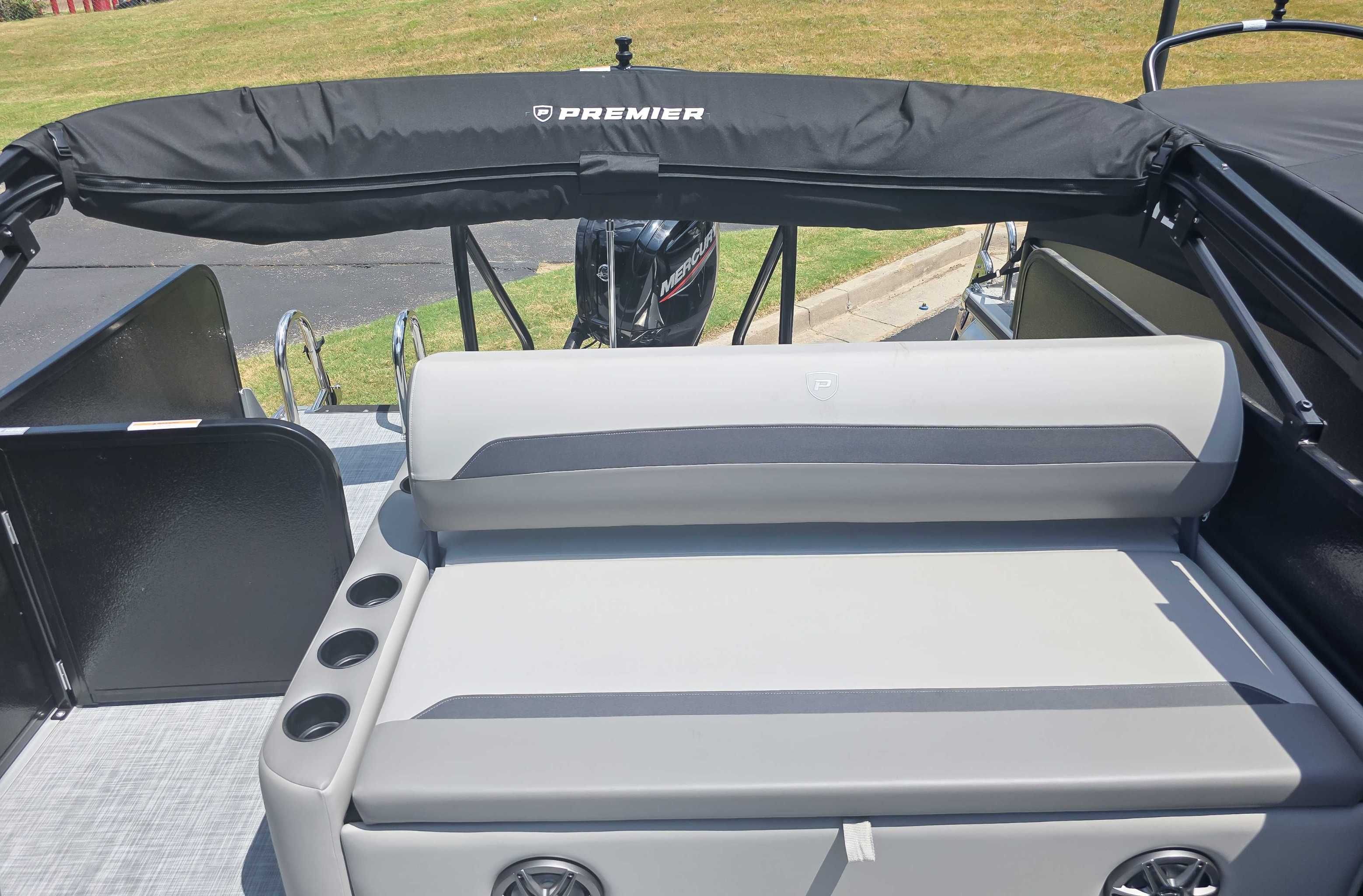 2025 Premier 220 SUNSCAPE RL - 16
