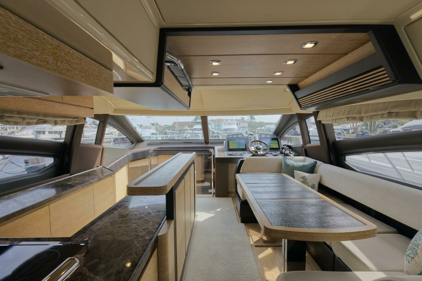2015 Azimut 64 Flybridge - Image 26