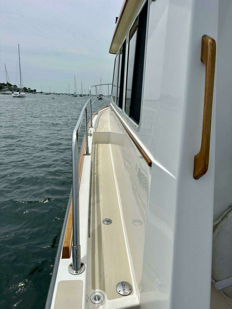 2002 Sabreline 36 Flybridge - Image 41