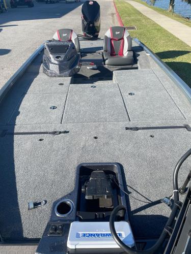 2025 Ranger ALPHA 208 boat with spacious deck and dual seating.