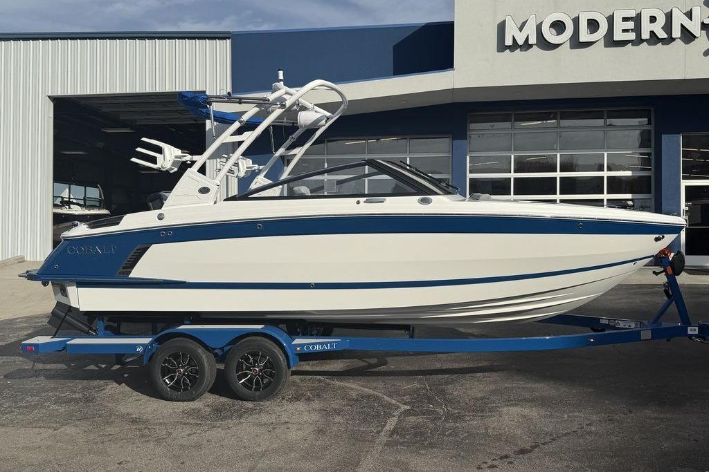 2026 Cobalt R4 Surf