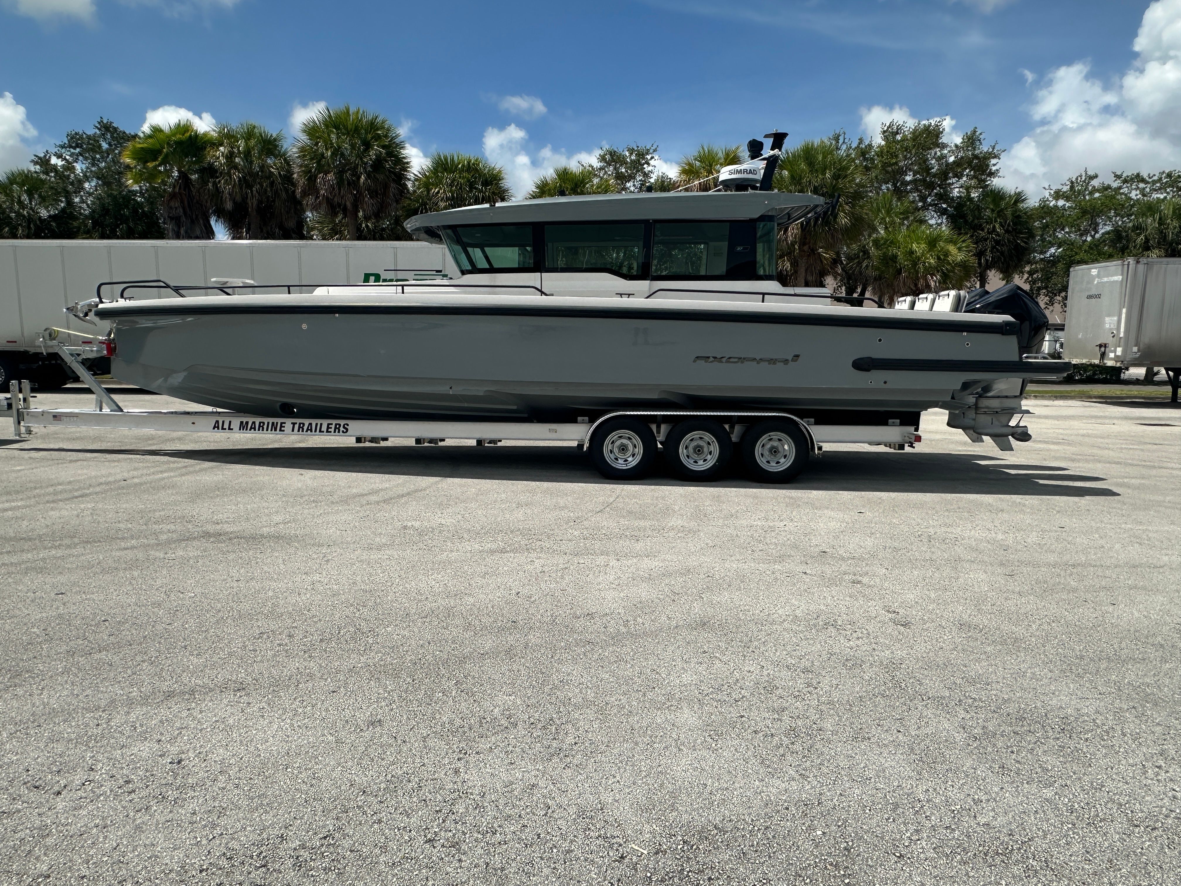 2020 Axopar 37 XC Cross Cabin