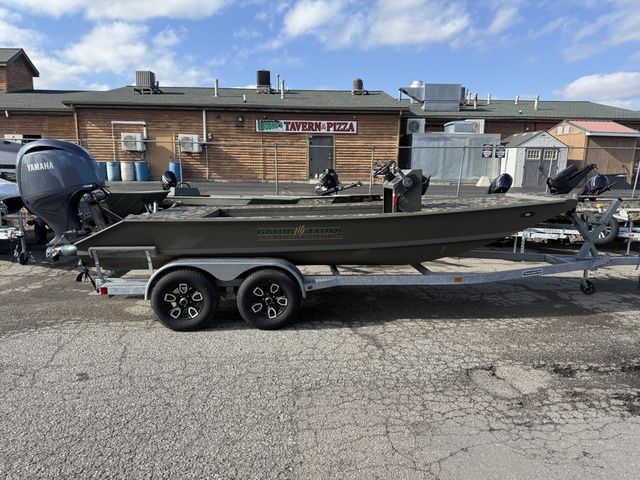 2022 Gator Trax 1862 BIG Water