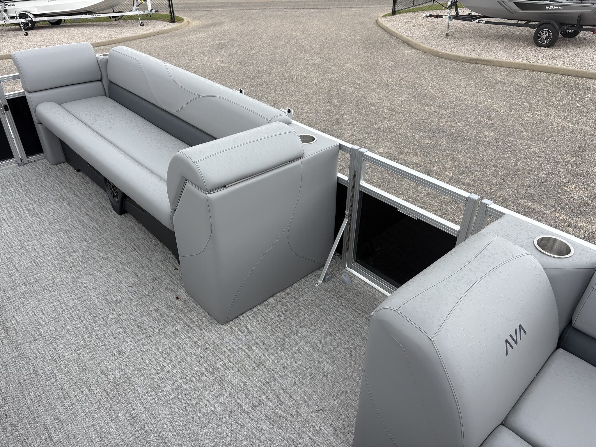 2026 Avalon VLS 21 QUAD LOUNGER-90HP - 10