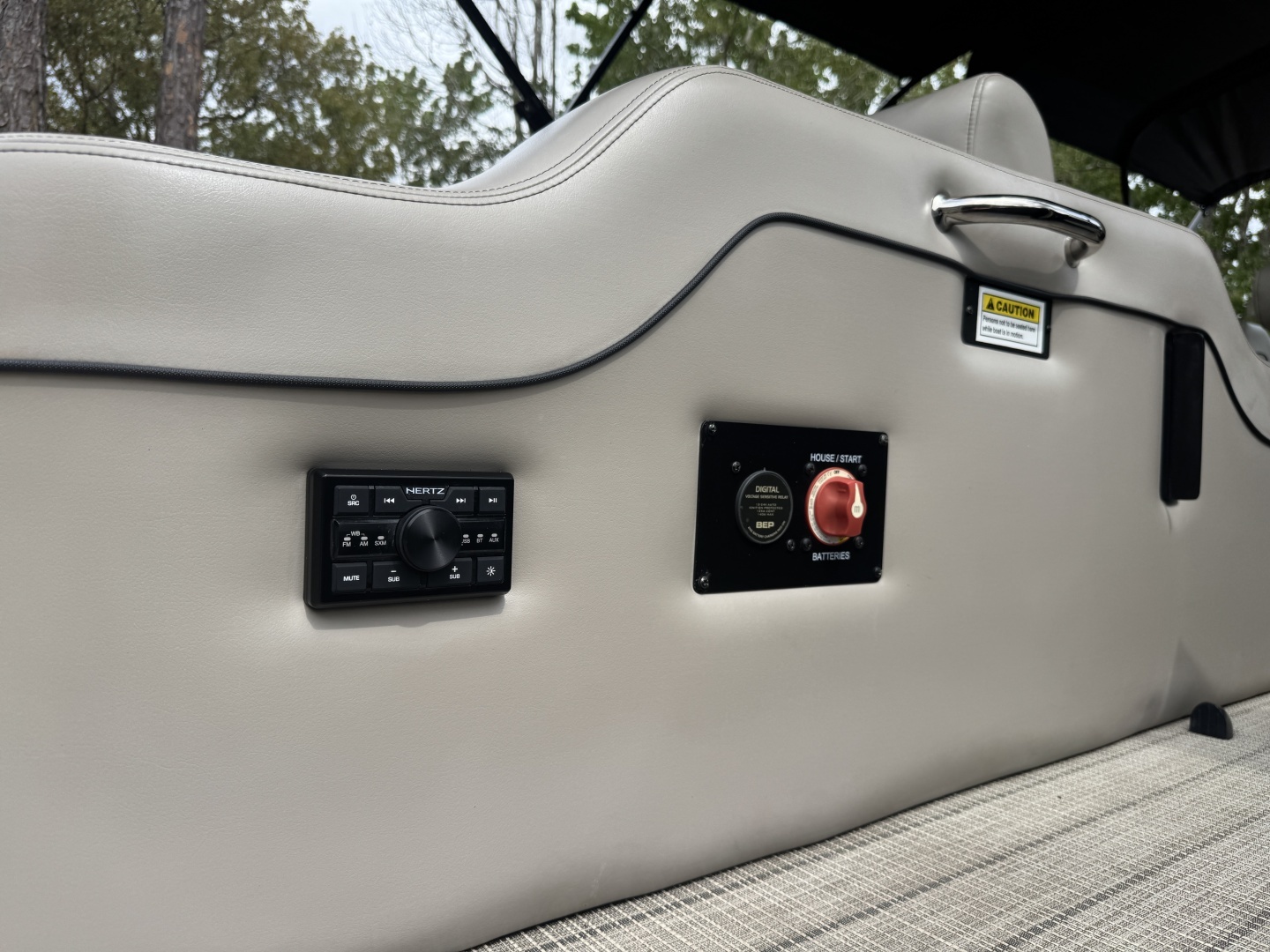 2019 Barletta L25UC - Image 17