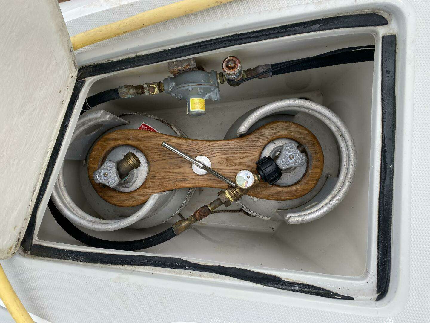 1989 J Boats J/40 - Image 32