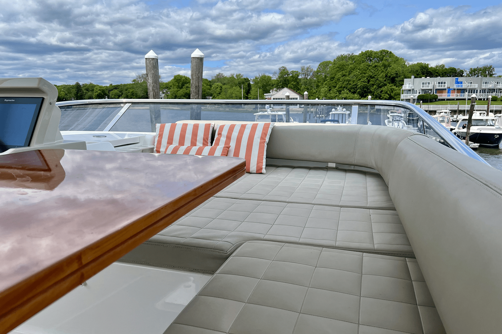 2019 Azimut 50 FLYBRIDGE - Image 37
