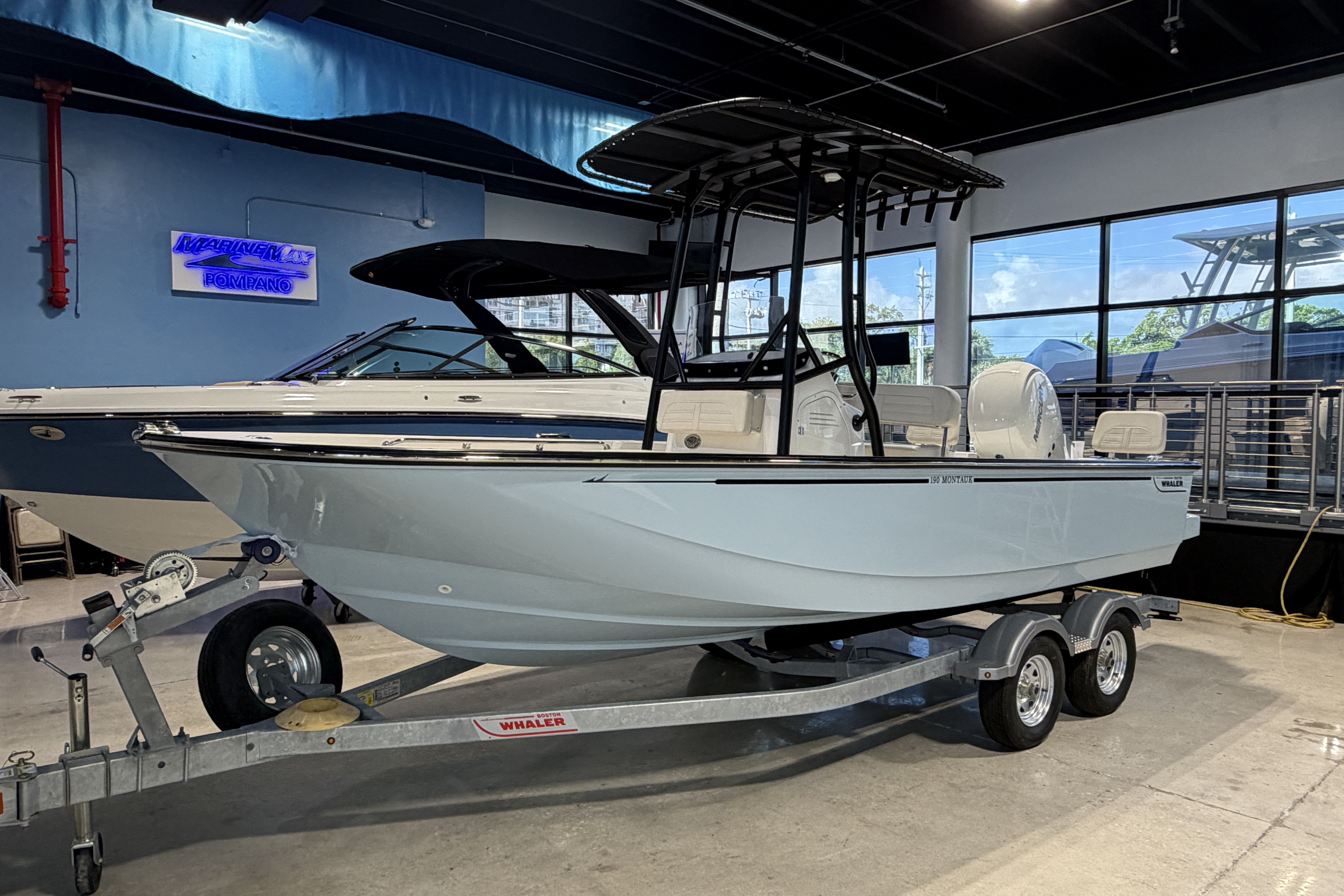 2026 Boston Whaler 190 Montauk
