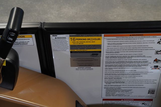 2027 Godfrey Marine Monaco 235 SFL 27" Impact Center Tube Package - 13