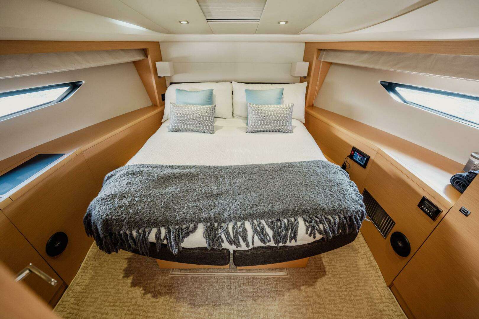 2013 Prestige 500 S - Image 59