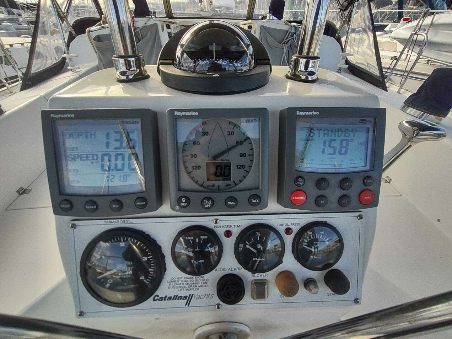 2005 Catalina 42 MKII - Image 15