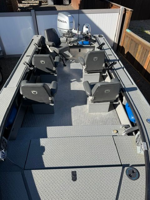 Interior view of a 2008 Willie Boats Predator with Honda engine.