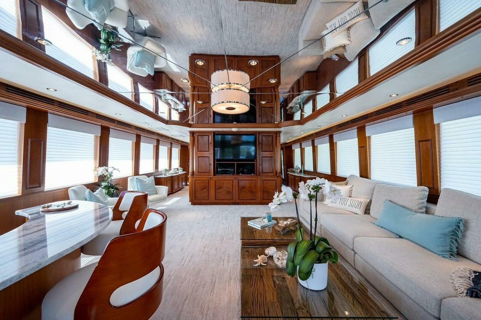 2003 Hatteras 100 Raised Pilothouse - Image 3