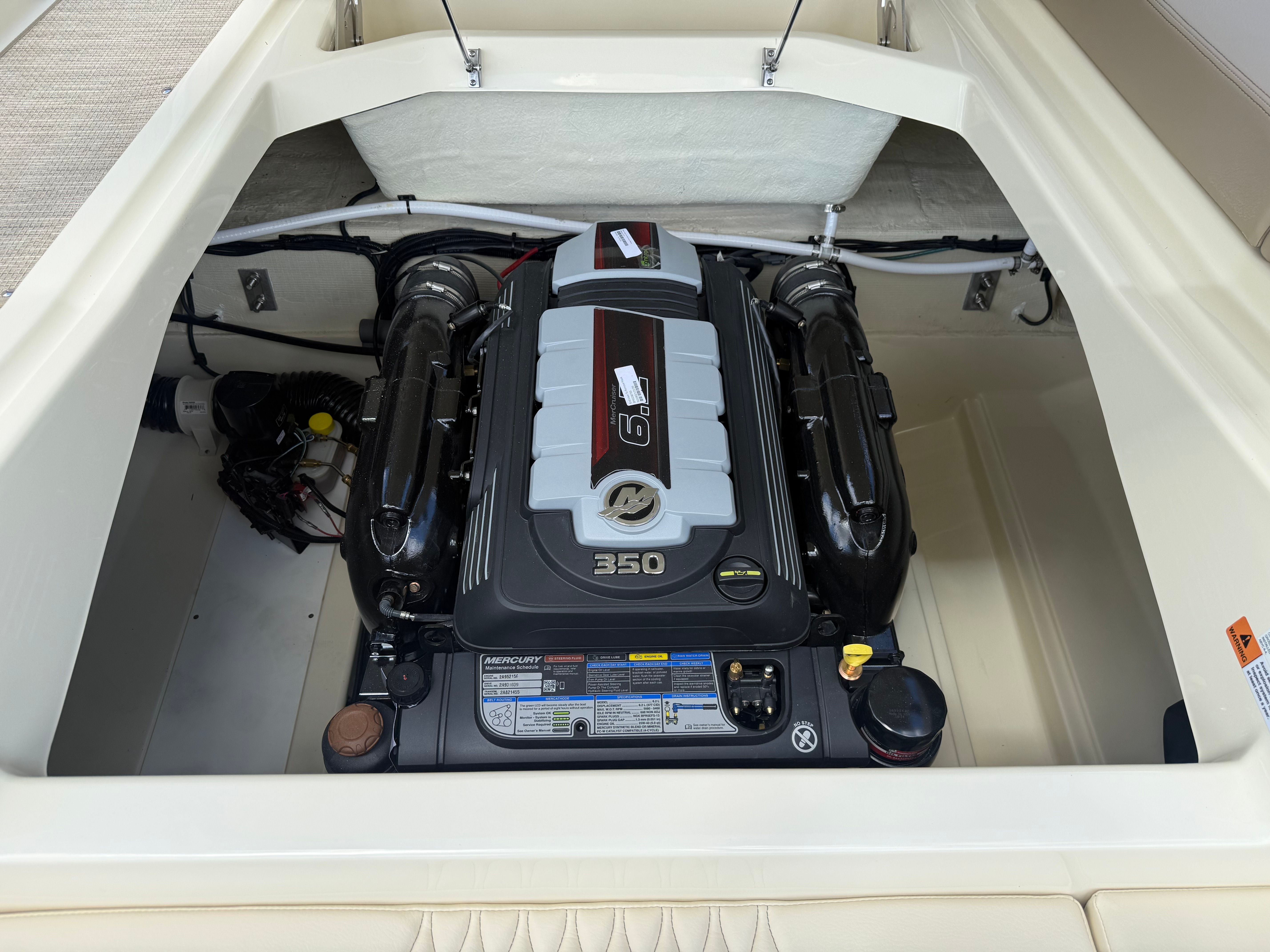 2027 Chris-Craft Sportster 25 - 16