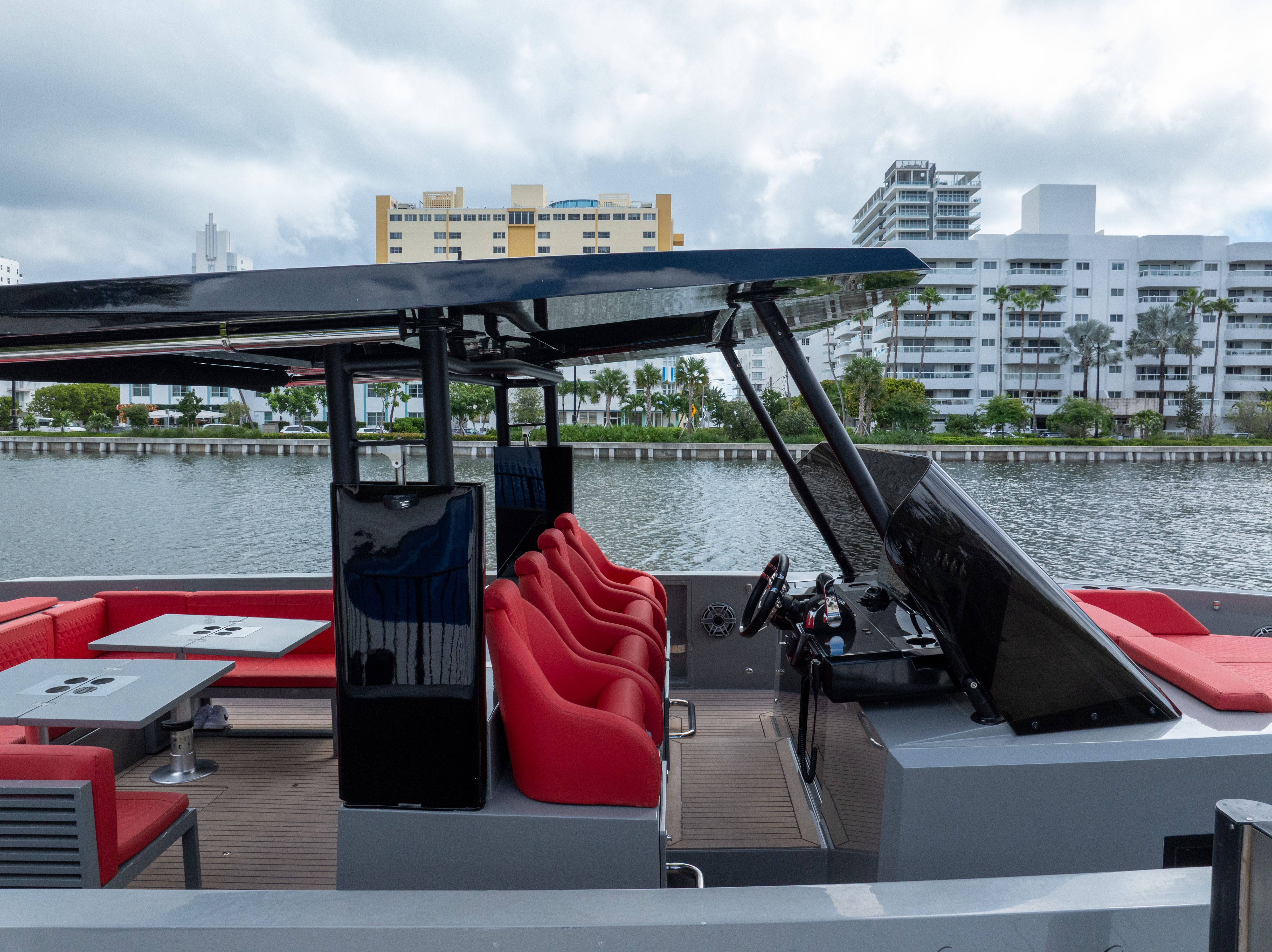 2023 De Antonio Yachts D42 Open - 40