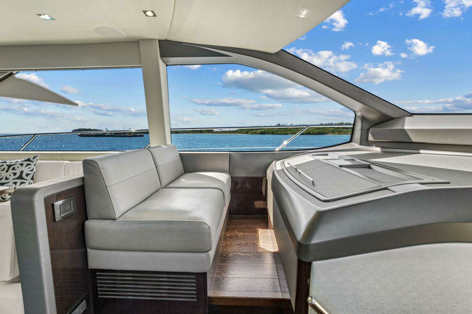 2019 Sunseeker Manhattan 66 - Image 30
