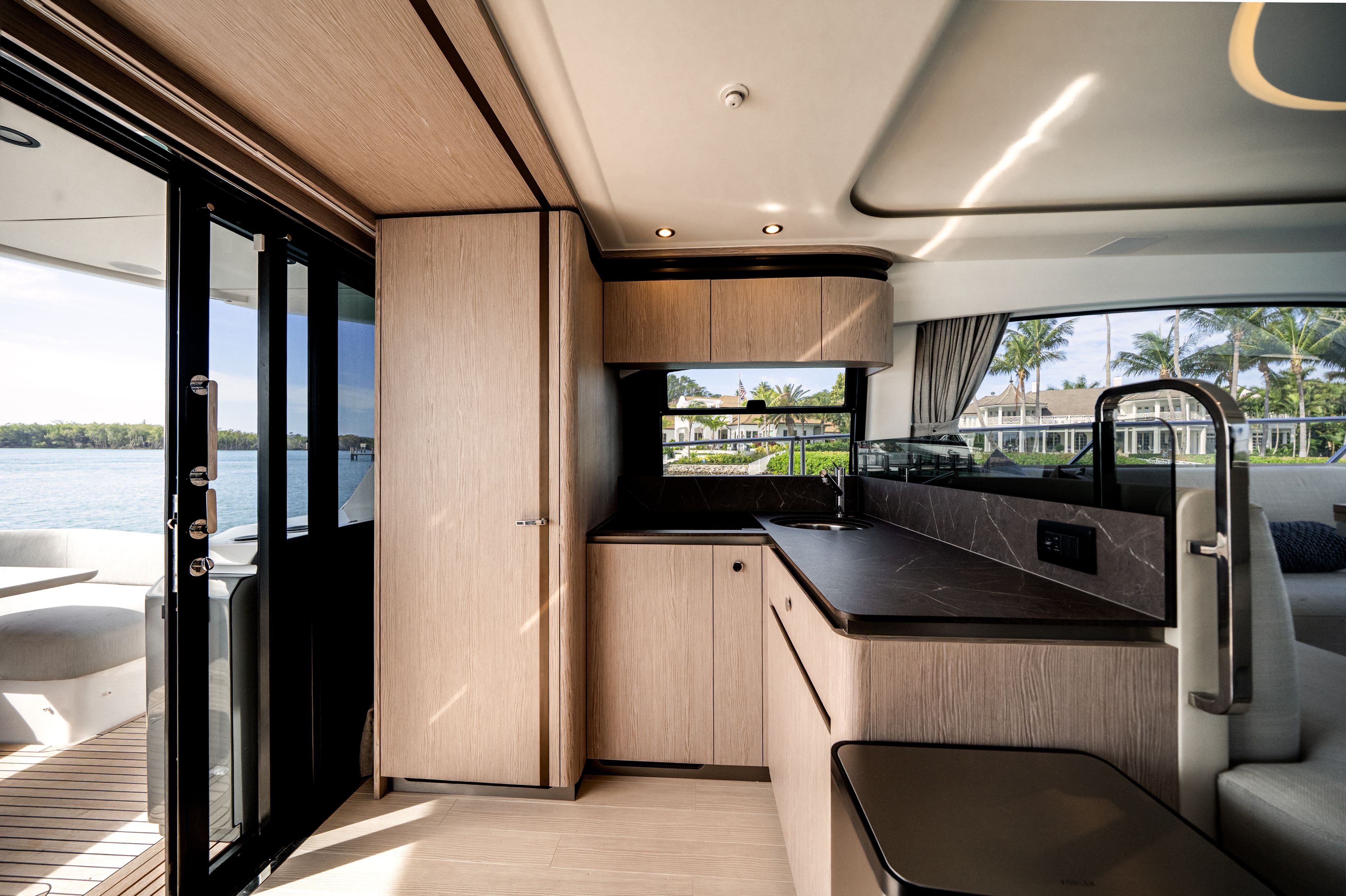 2024 Azimut 53 FLY - 14