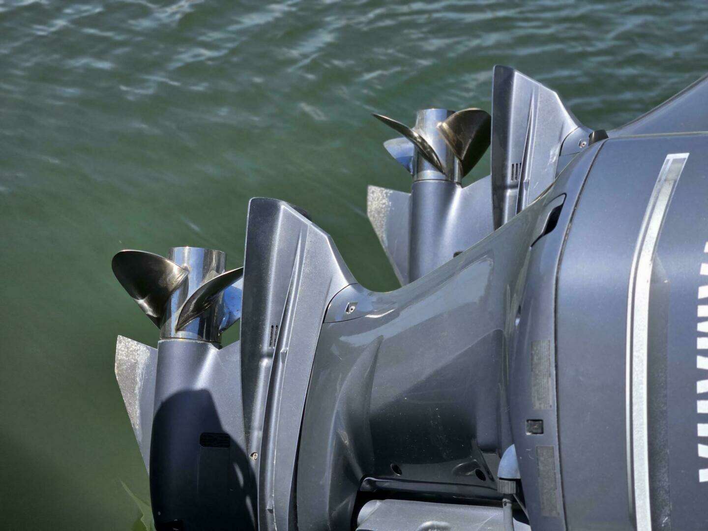 2013 Pursuit 345 Offshore - Image 41