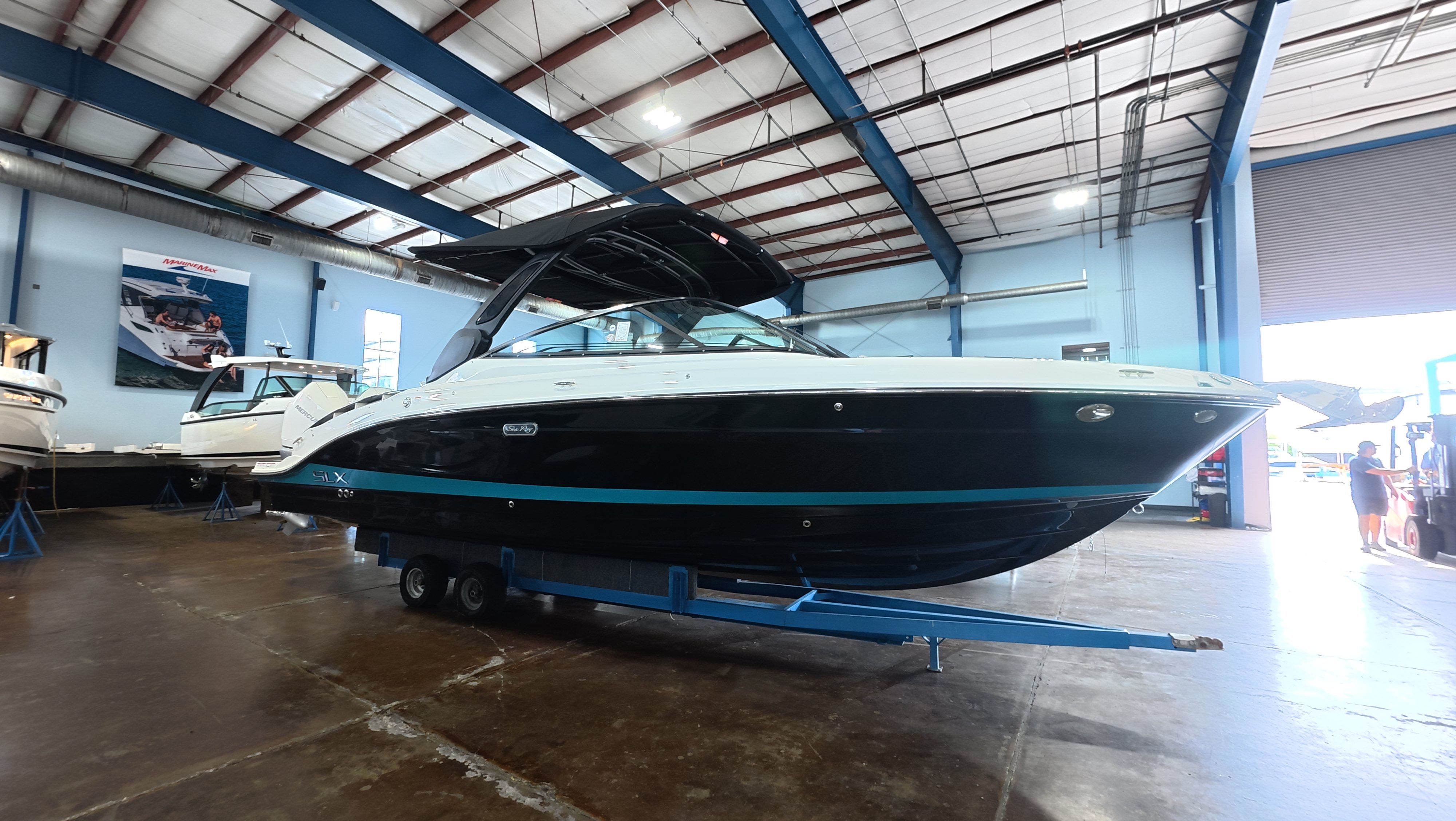 2026 Sea Ray SLX 280 Outboard