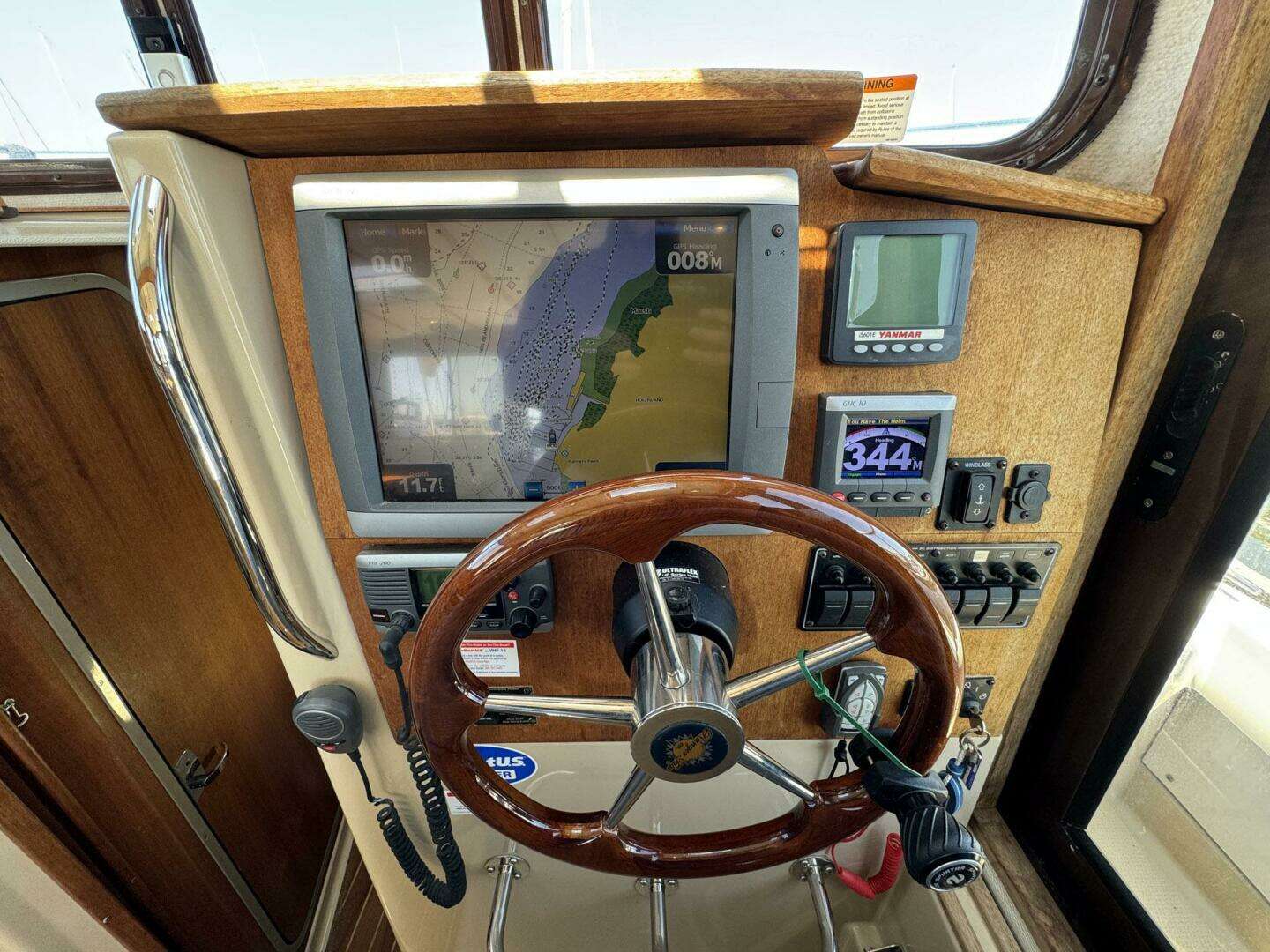 2012 Ranger Tugs R-29 - Image 33
