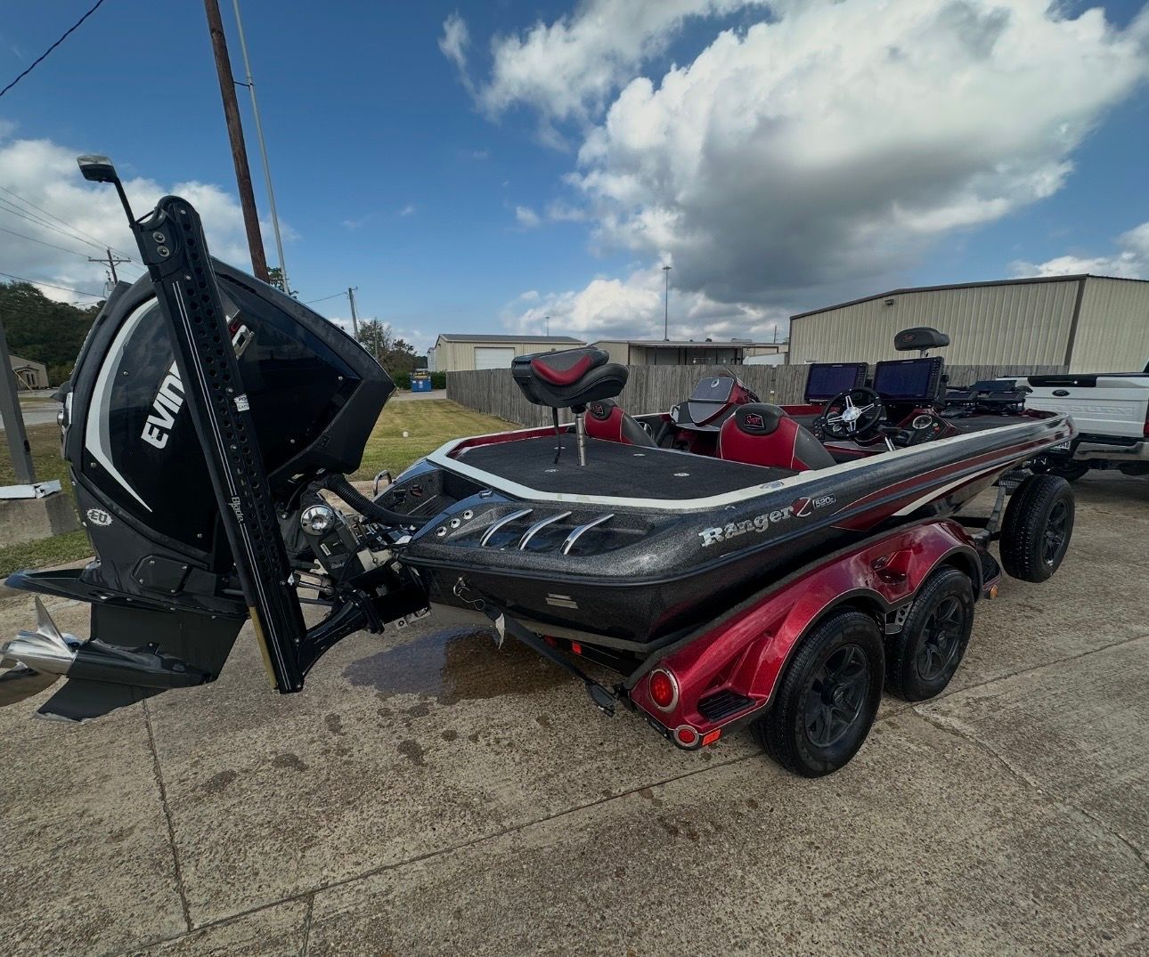 2017 Ranger 520C - 2