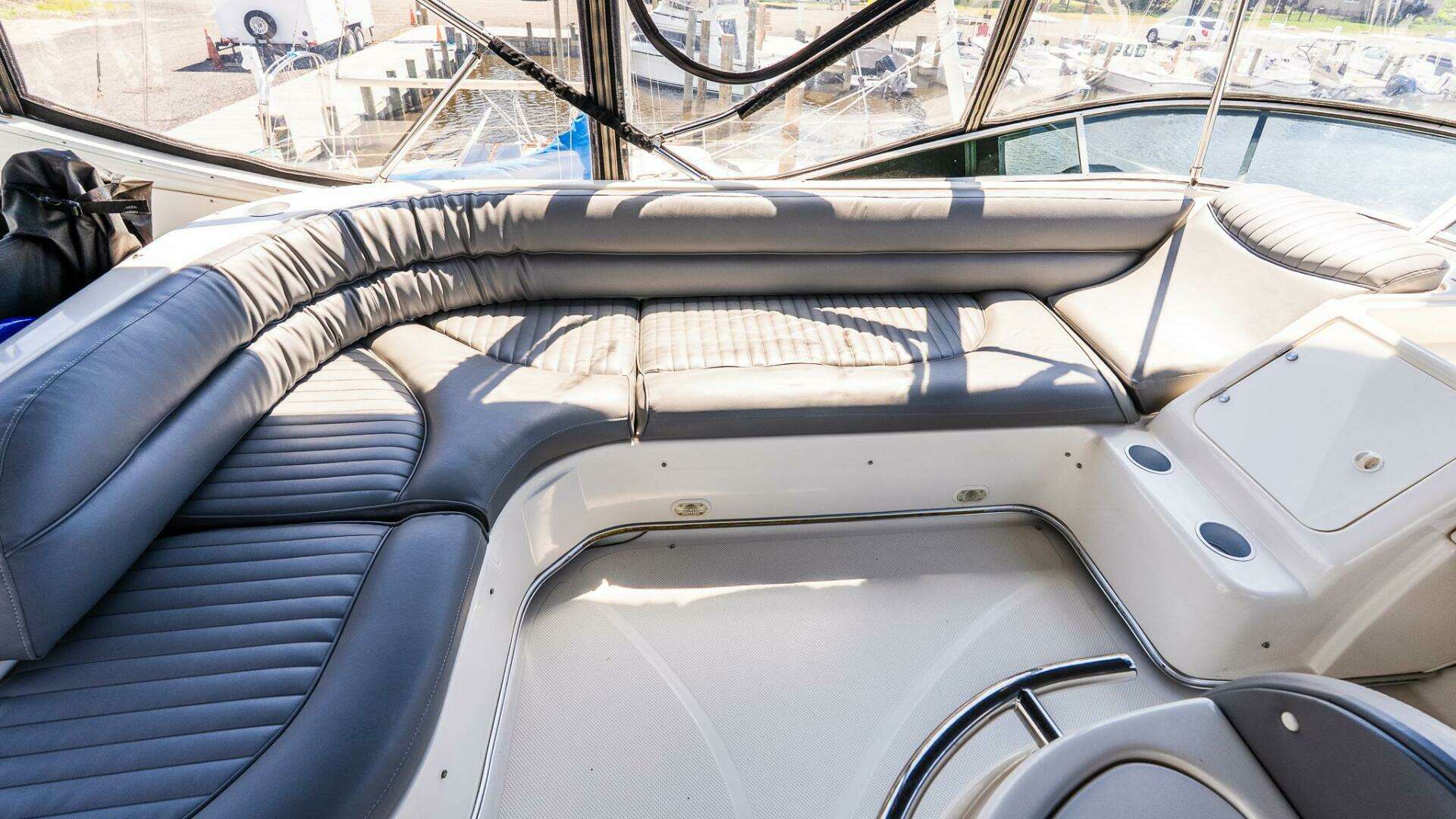 2000 Maxum 4600 SCB - Image 17