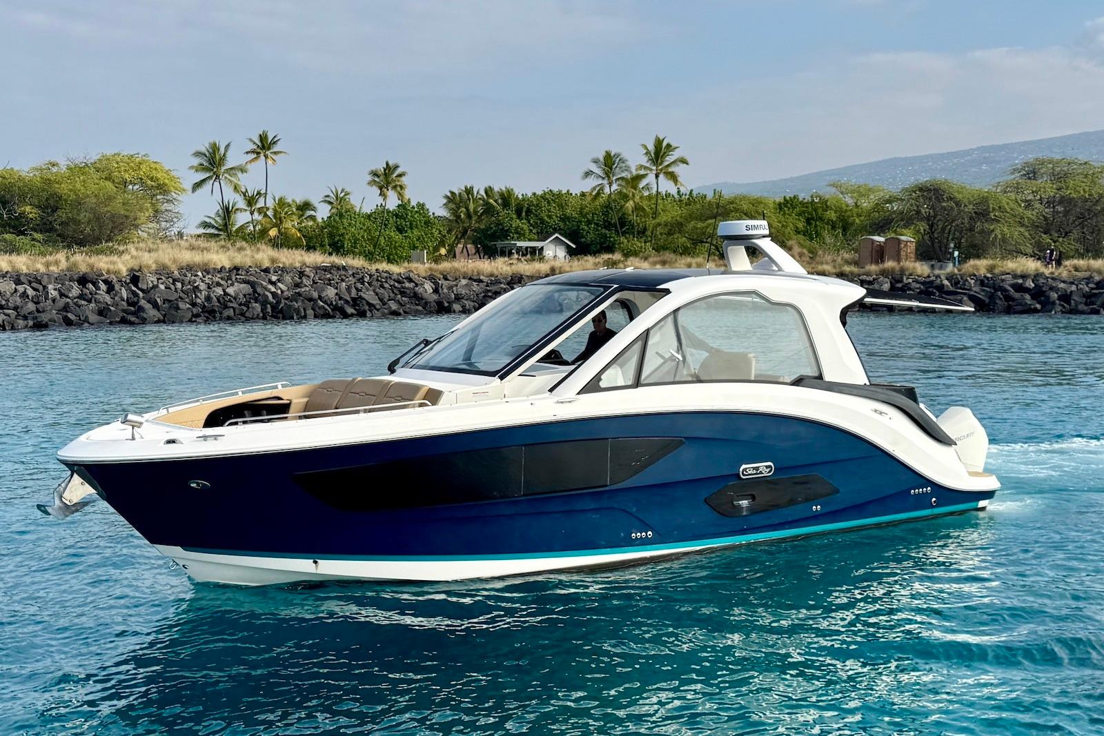 2022 Sea Ray Sundancer 370 Outboard