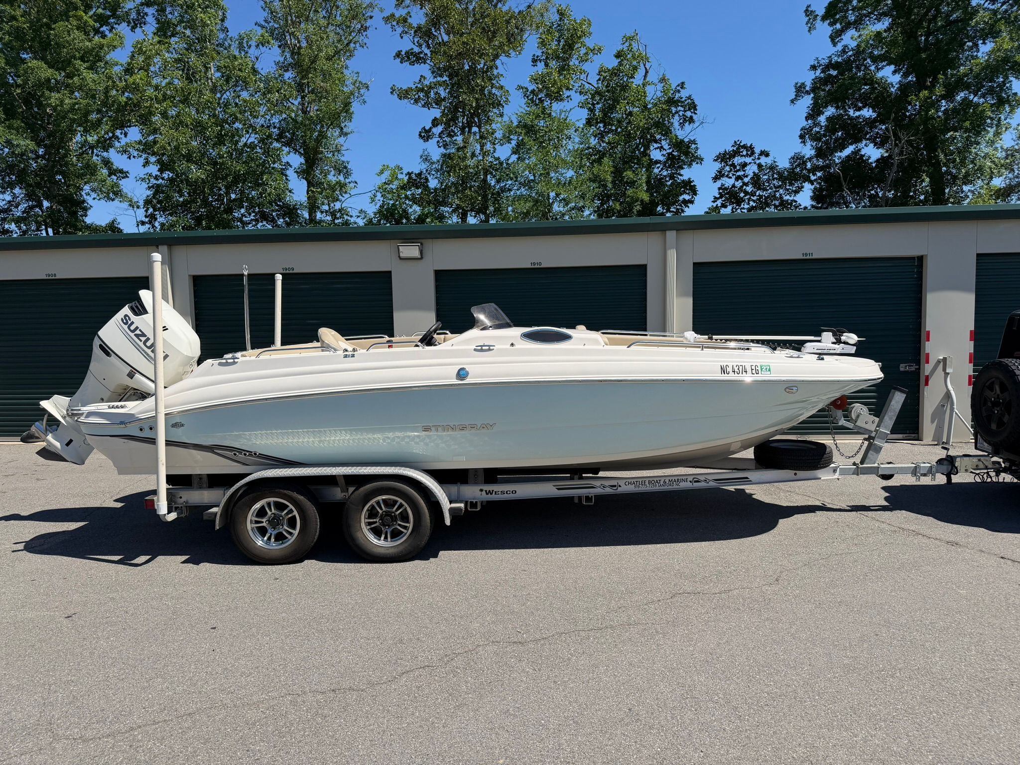 2018 Stingray 212 SC - 2