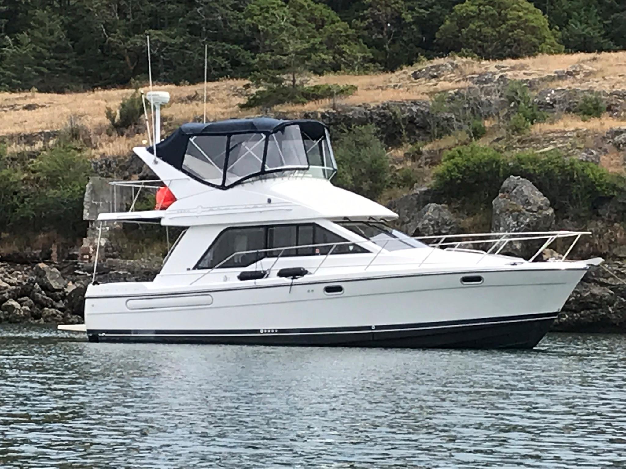 1999 Bayliner 3388 Command Bridge Motoryacht