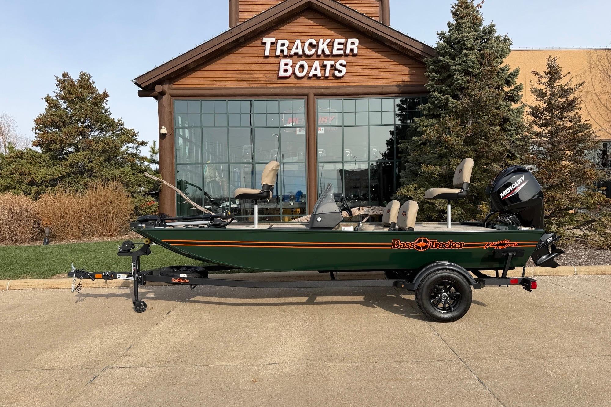 2026 Tracker Bass Tracker Classic Limited