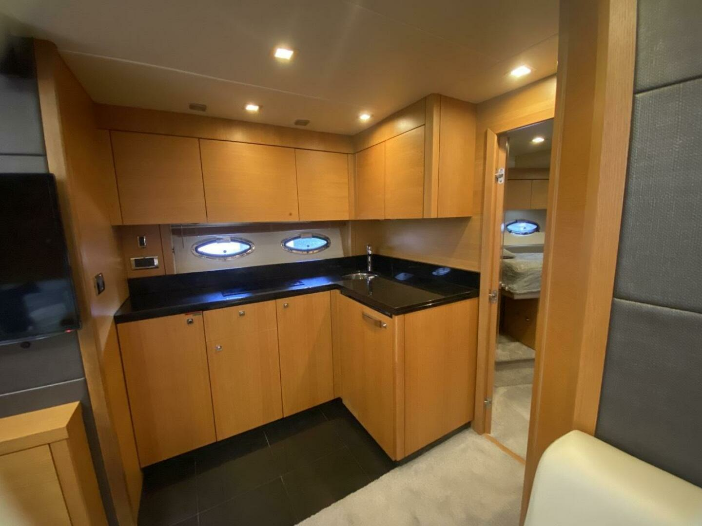 2014 Sunseeker 48 Portofino XPS - Image 34