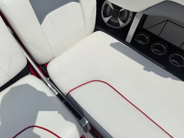2019 Malibu Wakesetter 25 LSV - 17
