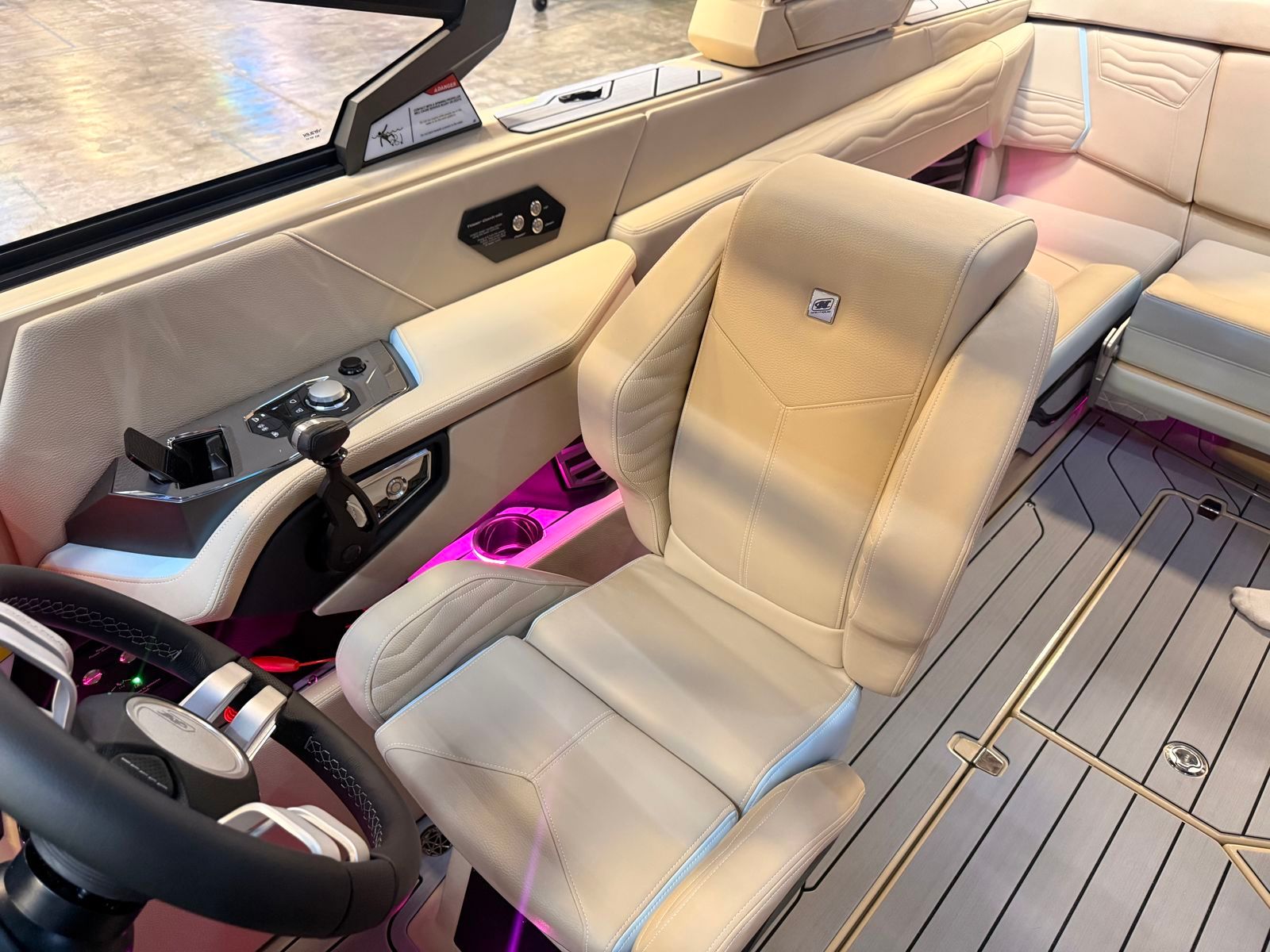 2026 Nautique G23 - 12