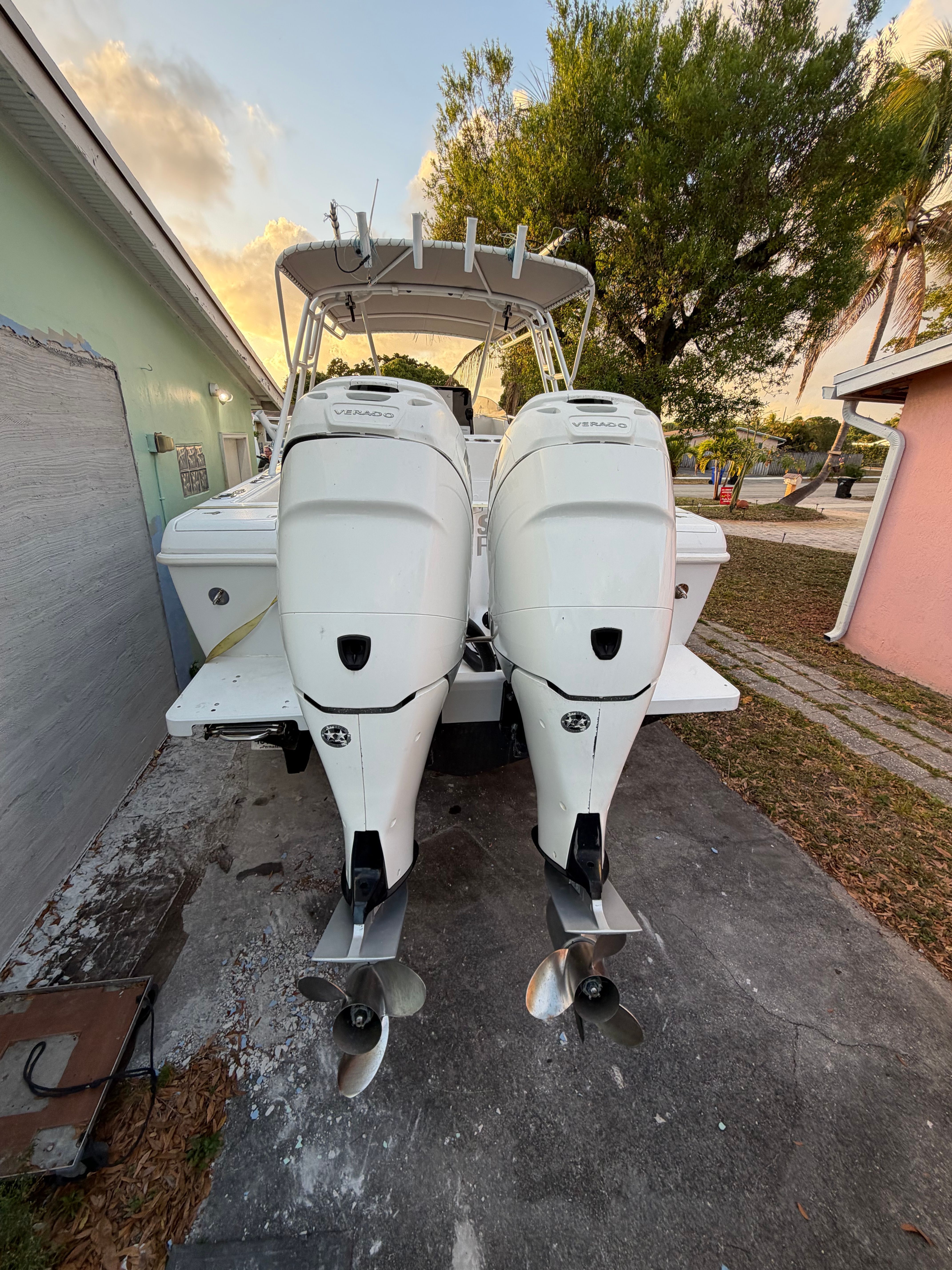 2001 Intrepid 289 - 3