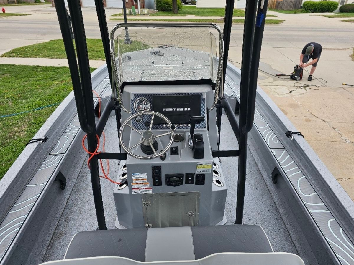 2024 Xpress X23B Bay Lounge - 8