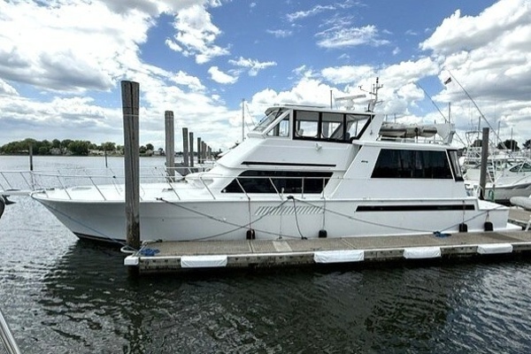 1998 Viking Motor Yacht