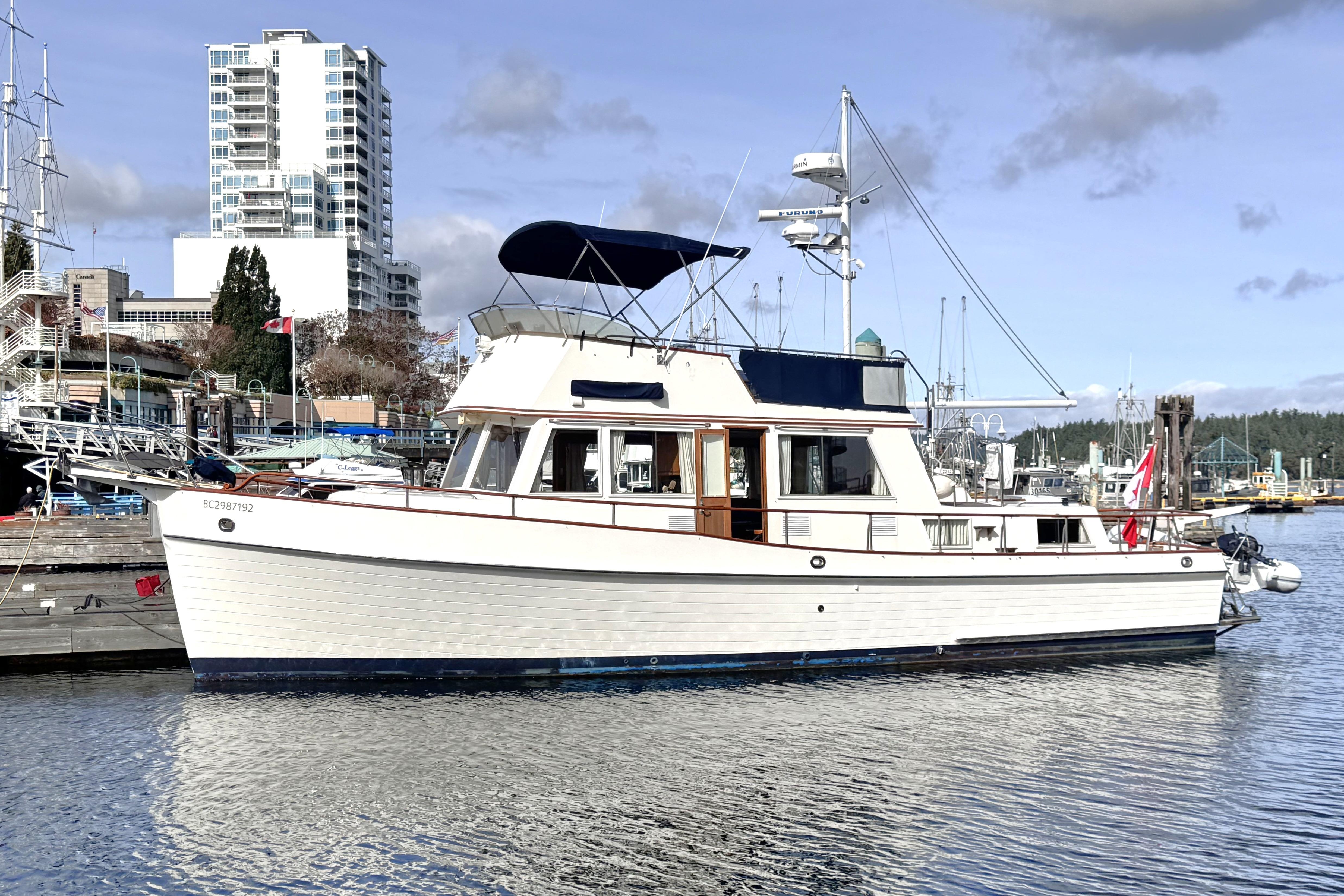 1989 Grand Banks 42
