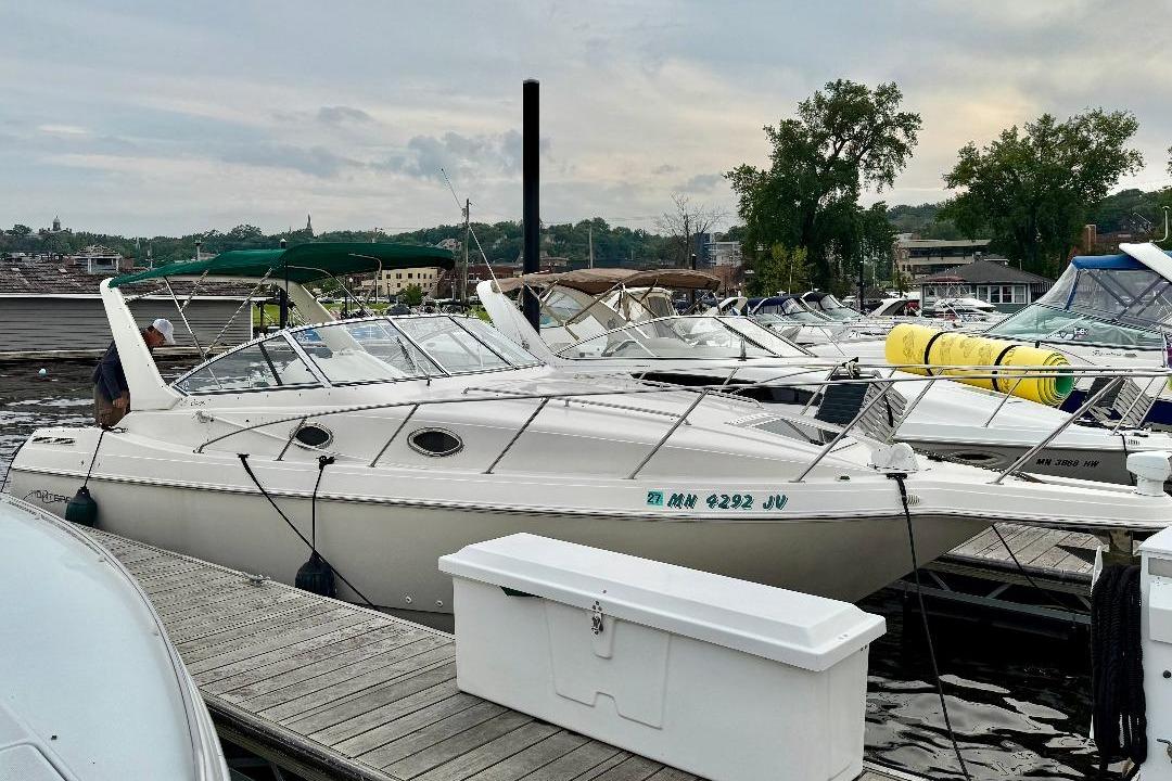 1999 Monterey 296 Cruiser