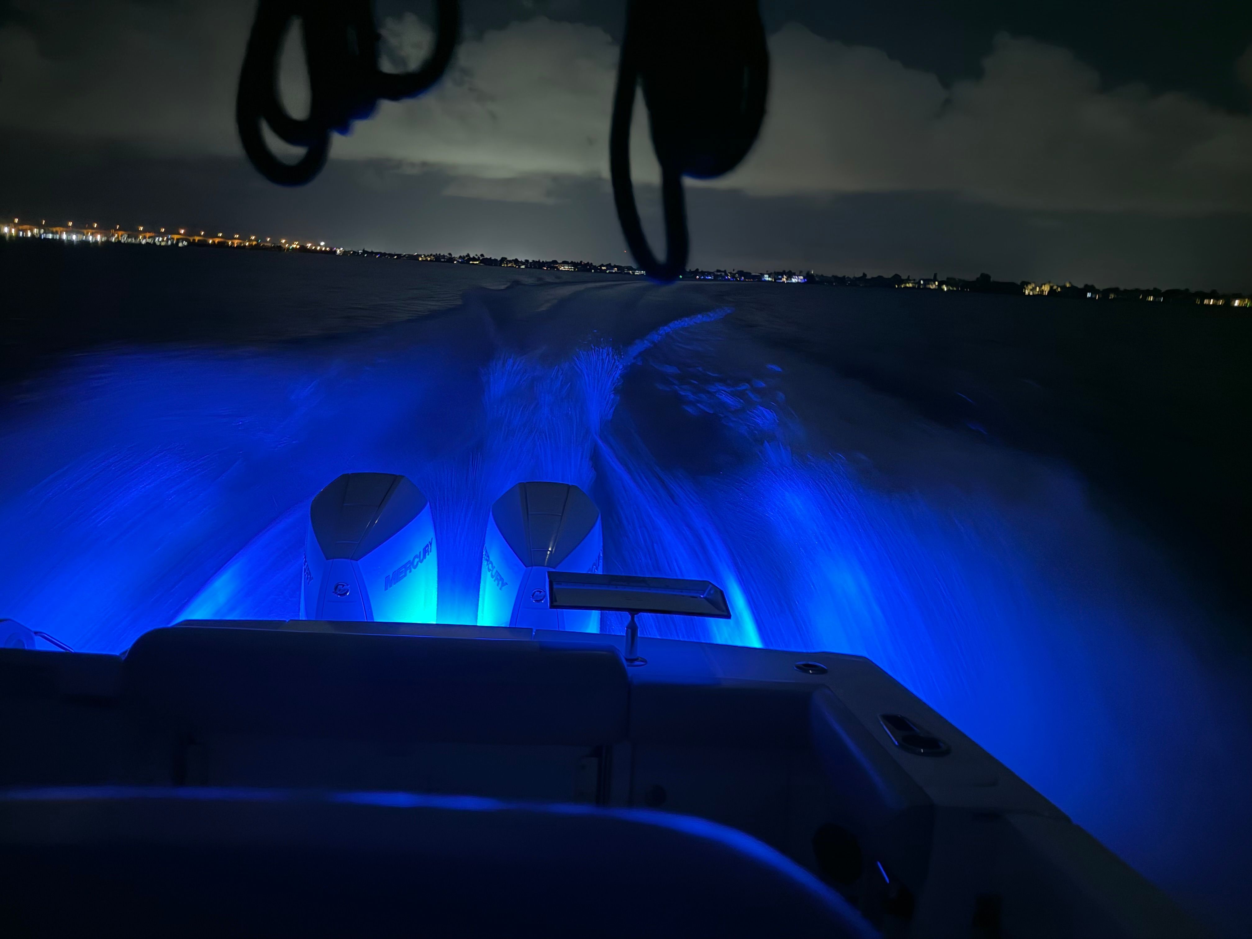 2021 Boston Whaler 330 Outrage - 67