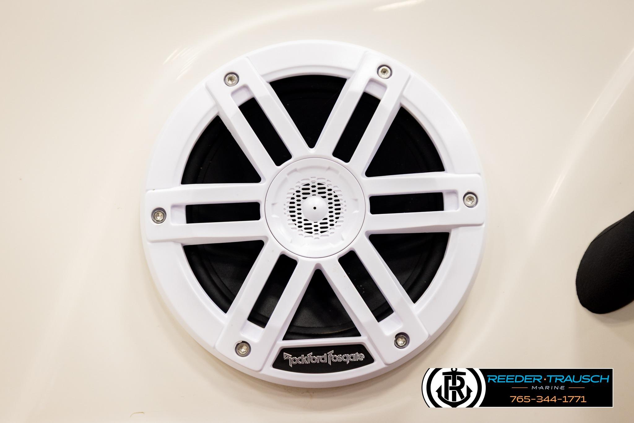 White Rockford Fosgate speaker on 2016 Tahoe 450 TS boat.