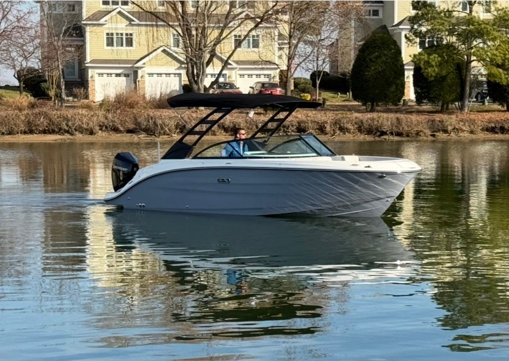 2026 Sea Ray SDX 230 Outboard