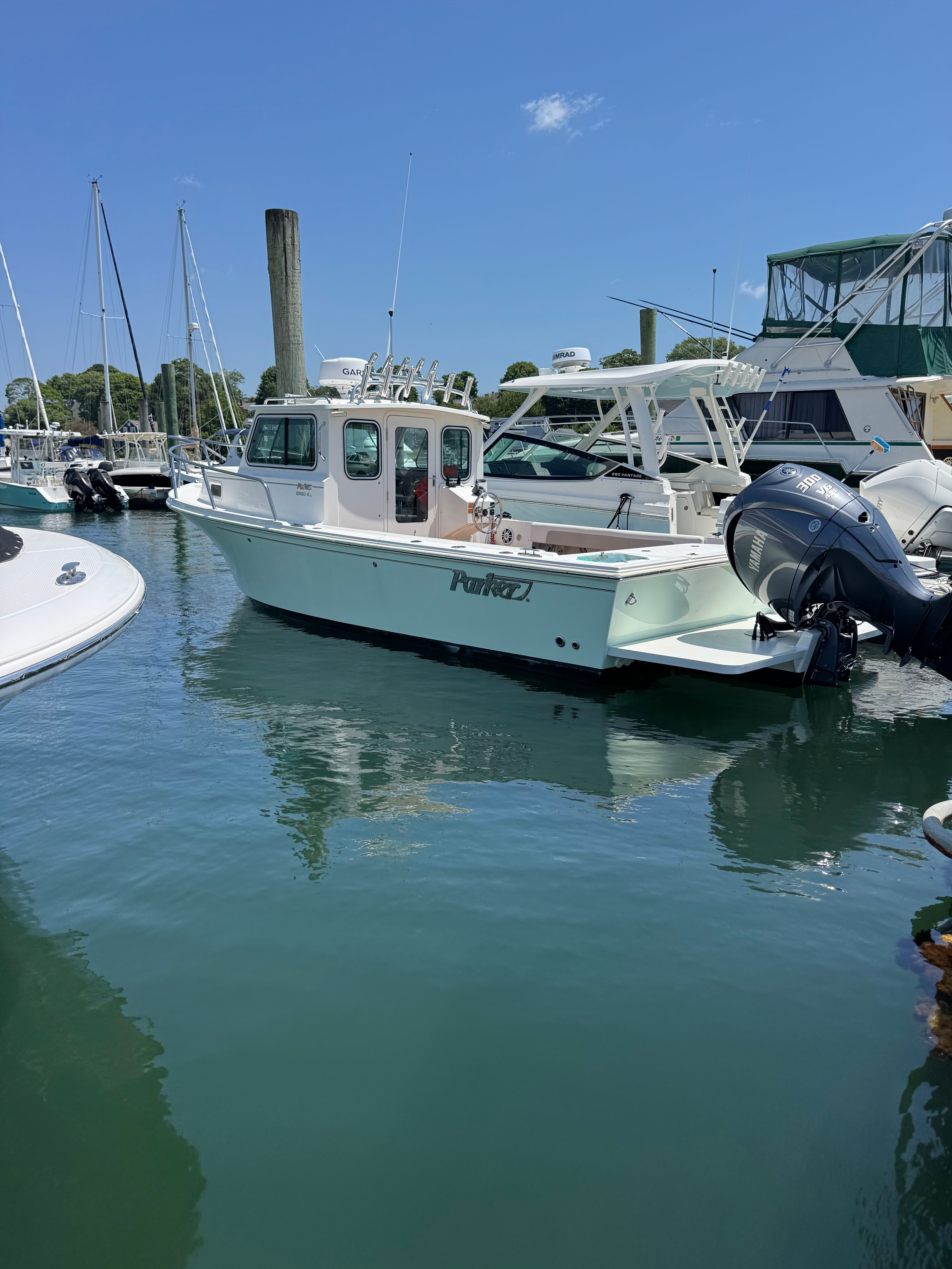 2021 Parker 2320 Sport Cabin