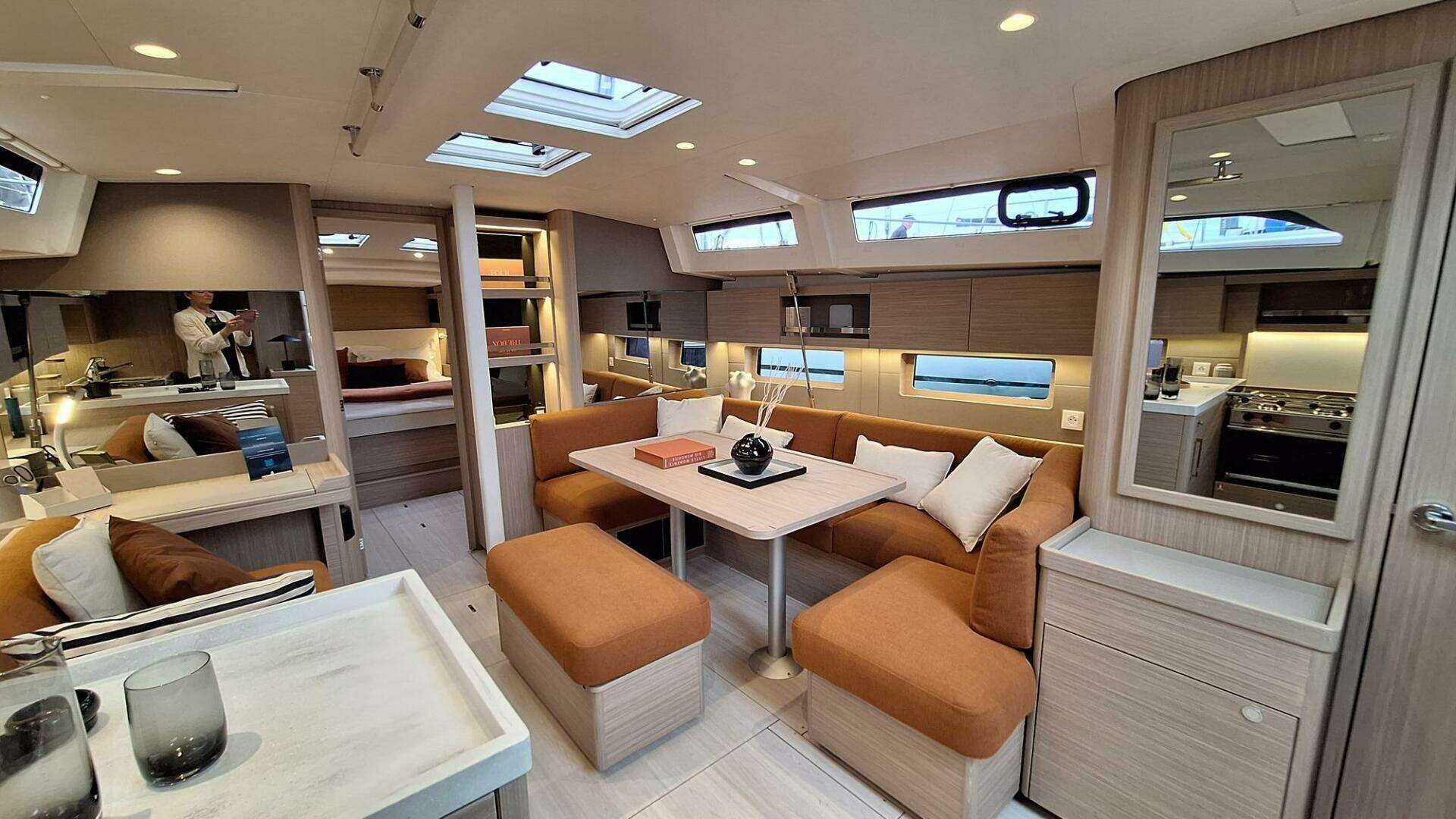 2026 Beneteau Oceanis 47 - Image 9