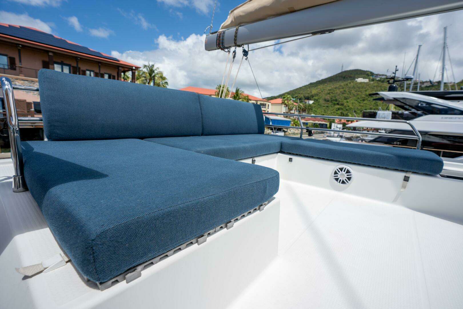 2020 Fountaine Pajot — - Image 23